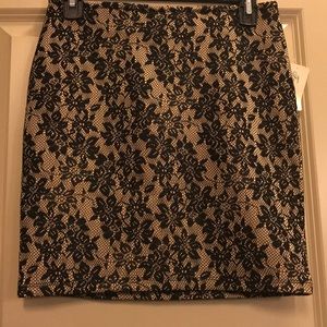 🔴Forever 21 skirt🔴